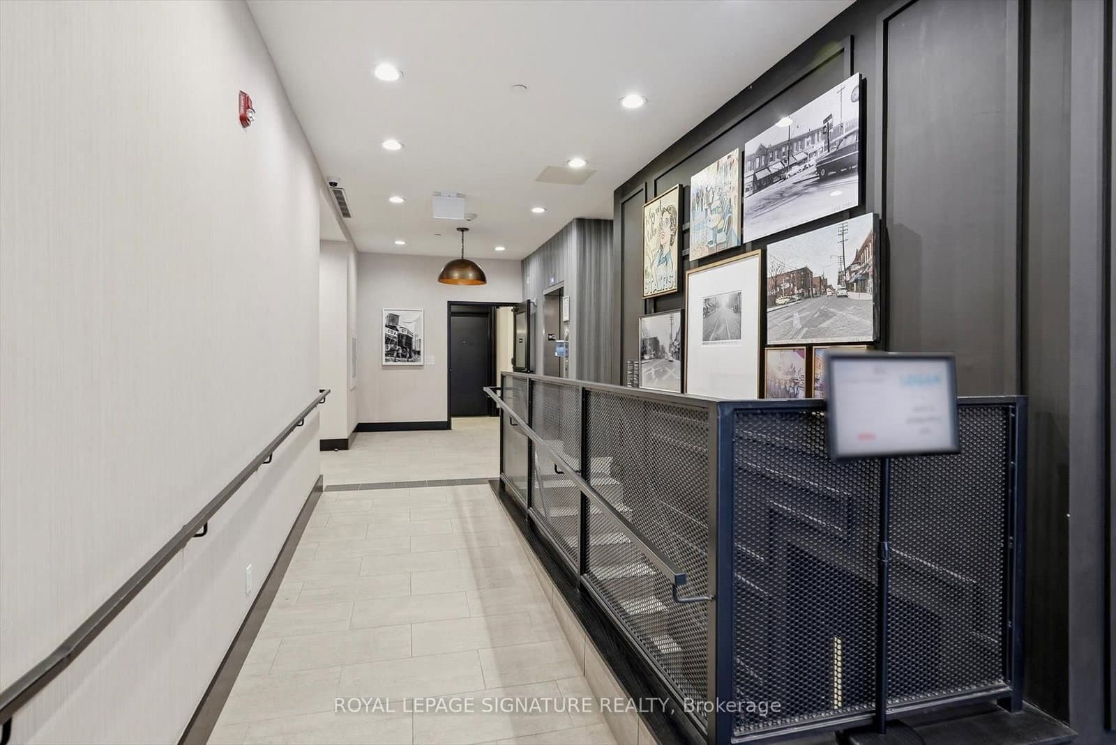 899 Queen Street E, Unit 503 thumbnail 30
