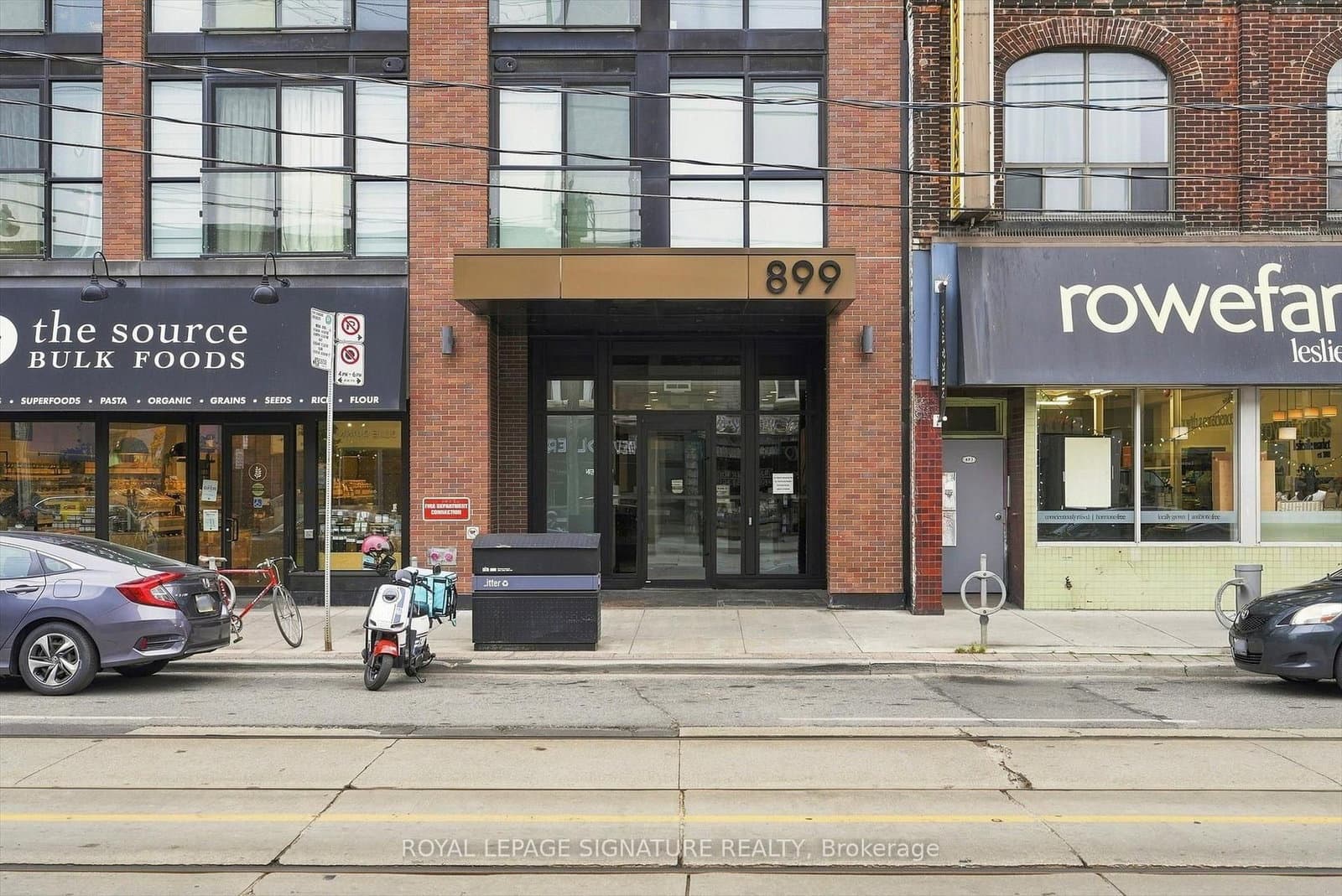 899 Queen Street E, Unit 503 thumbnail 32