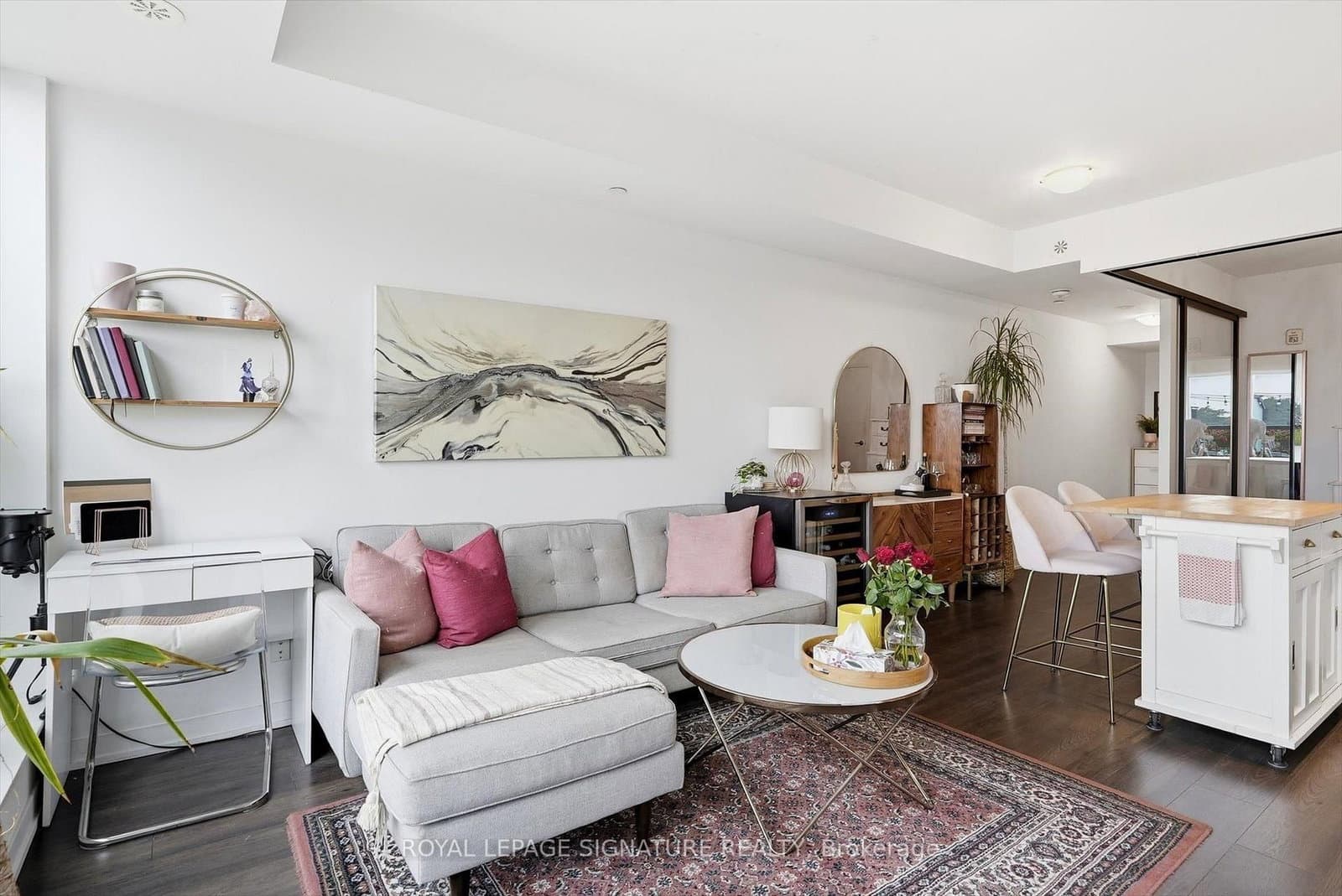 899 Queen Street E, Unit 503 thumbnail 6