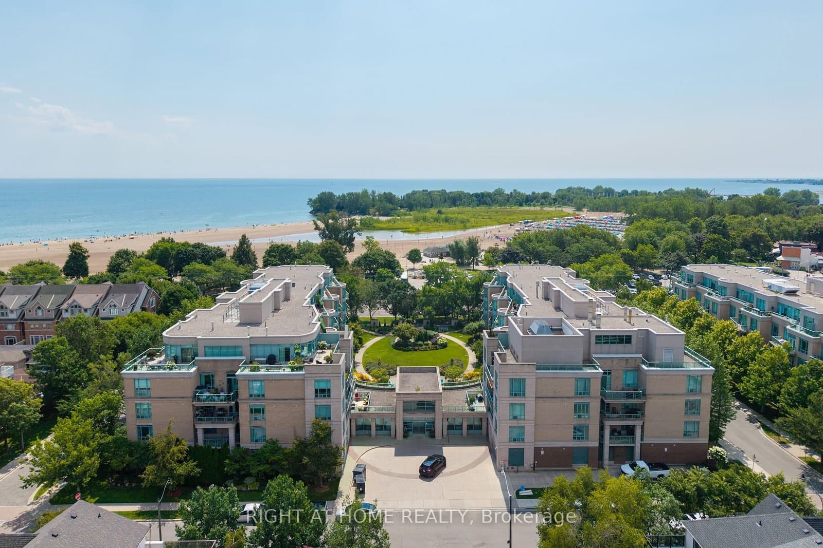 35 Boardwalk Drive, Unit 202 thumbnail 20