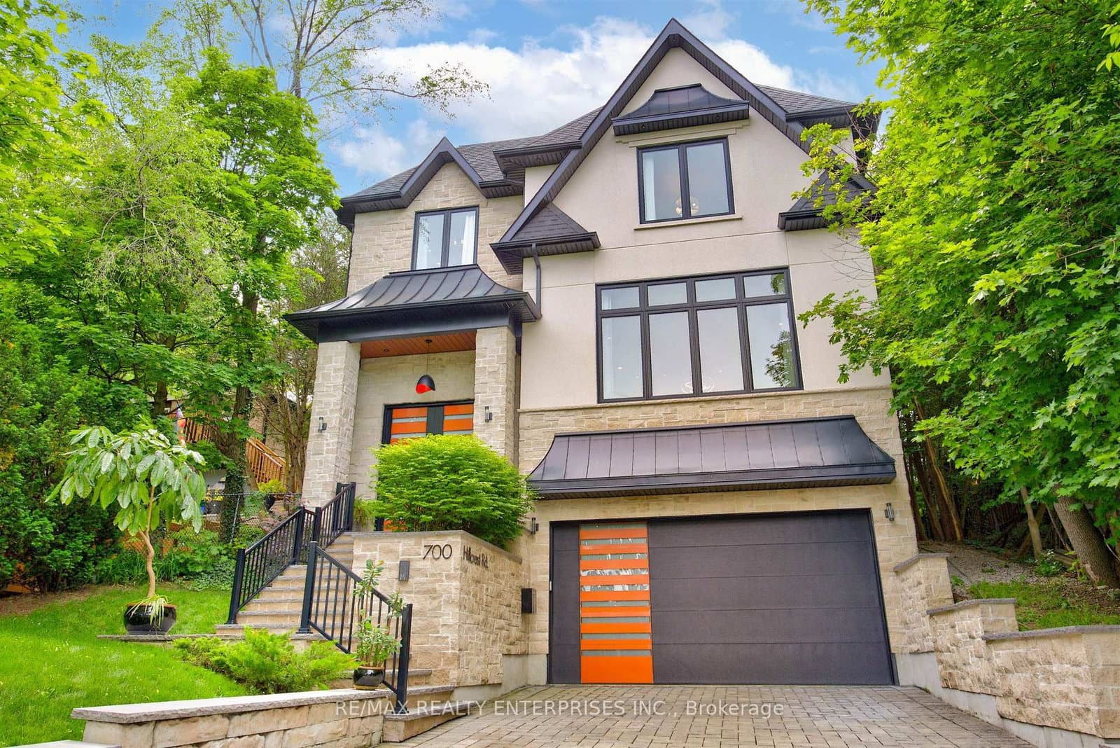 700 Hillcrest Road - Image 1