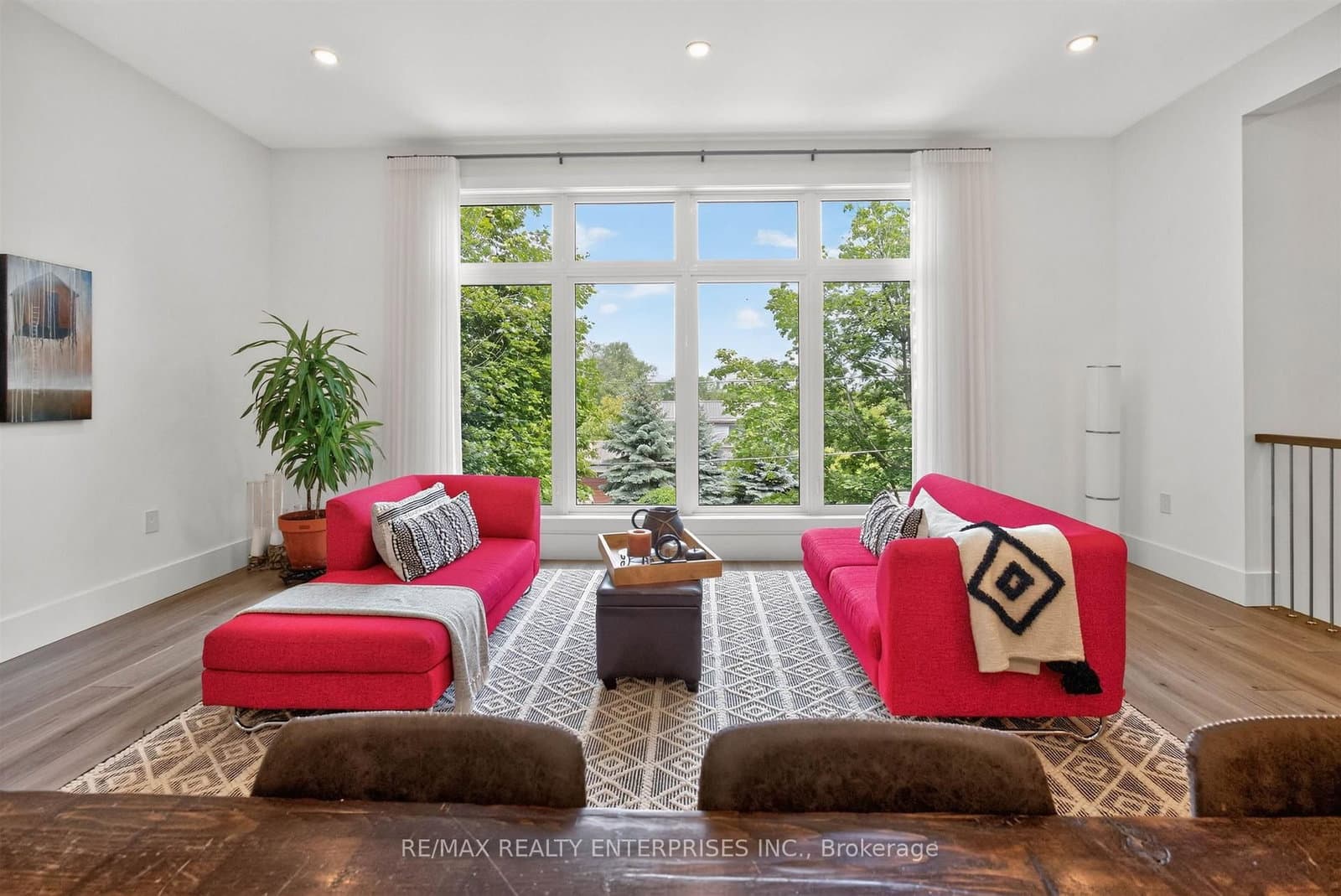 700 Hillcrest Road thumbnail 14