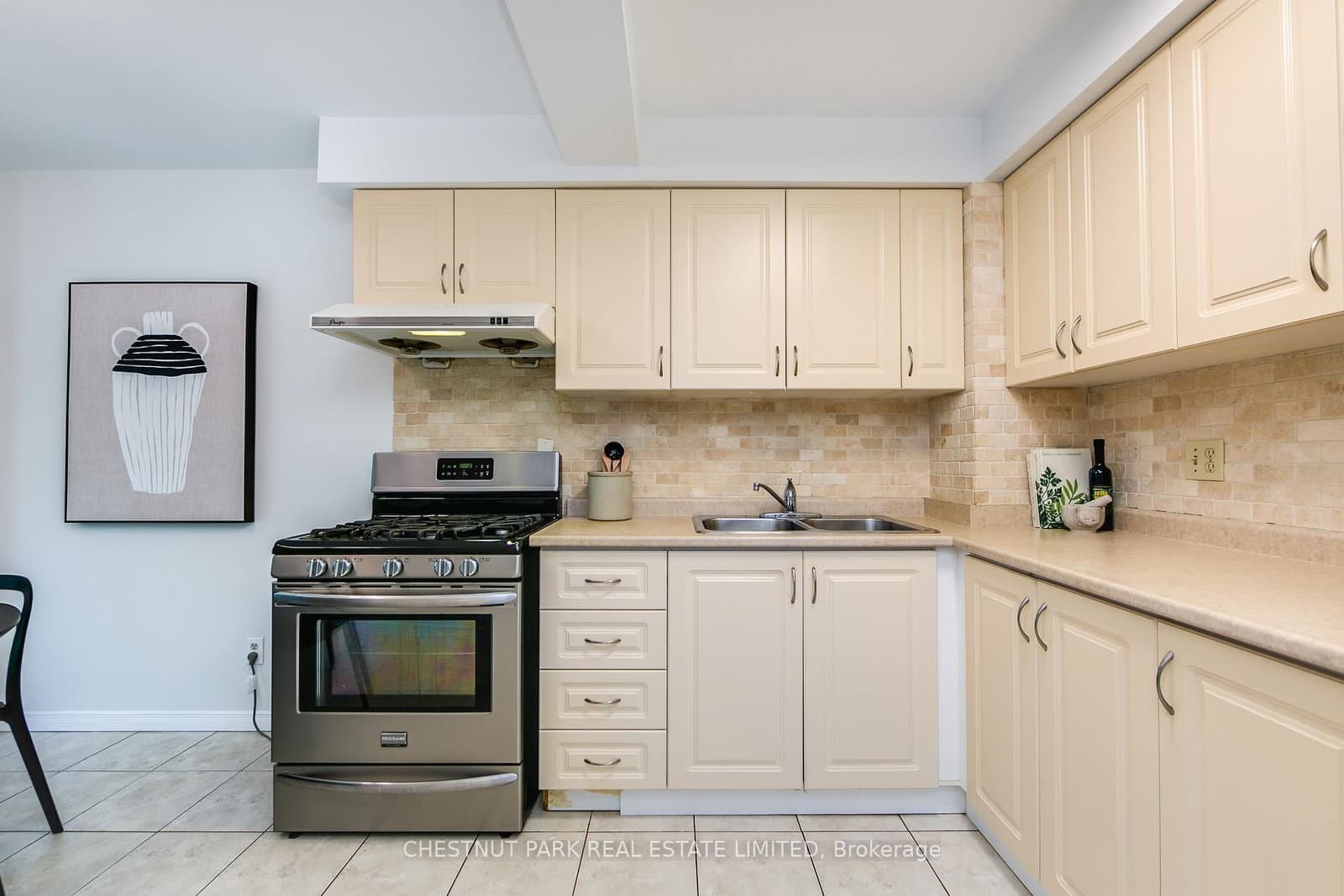 30 Chichester Place, Unit 21 thumbnail 18