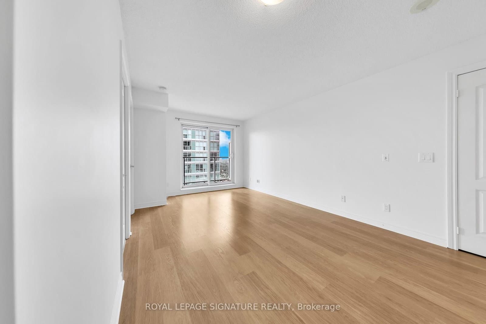 70 Town Centre Court, Unit 3005 thumbnail 19