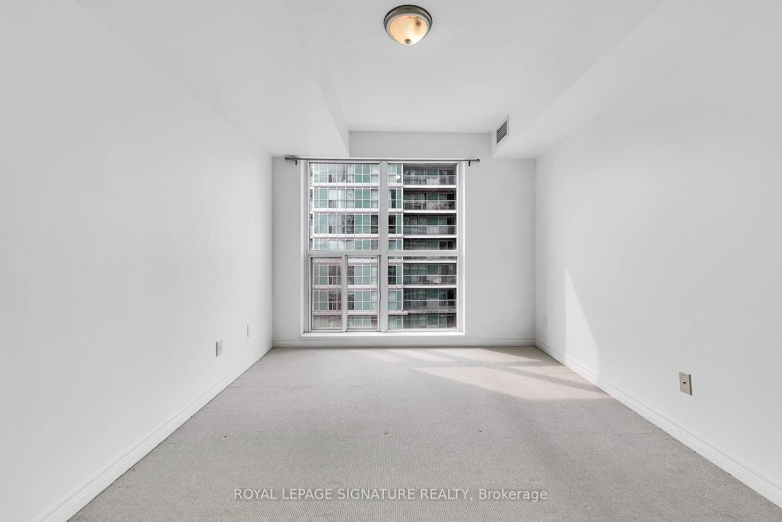 70 Town Centre Court, Unit 3005 thumbnail 24