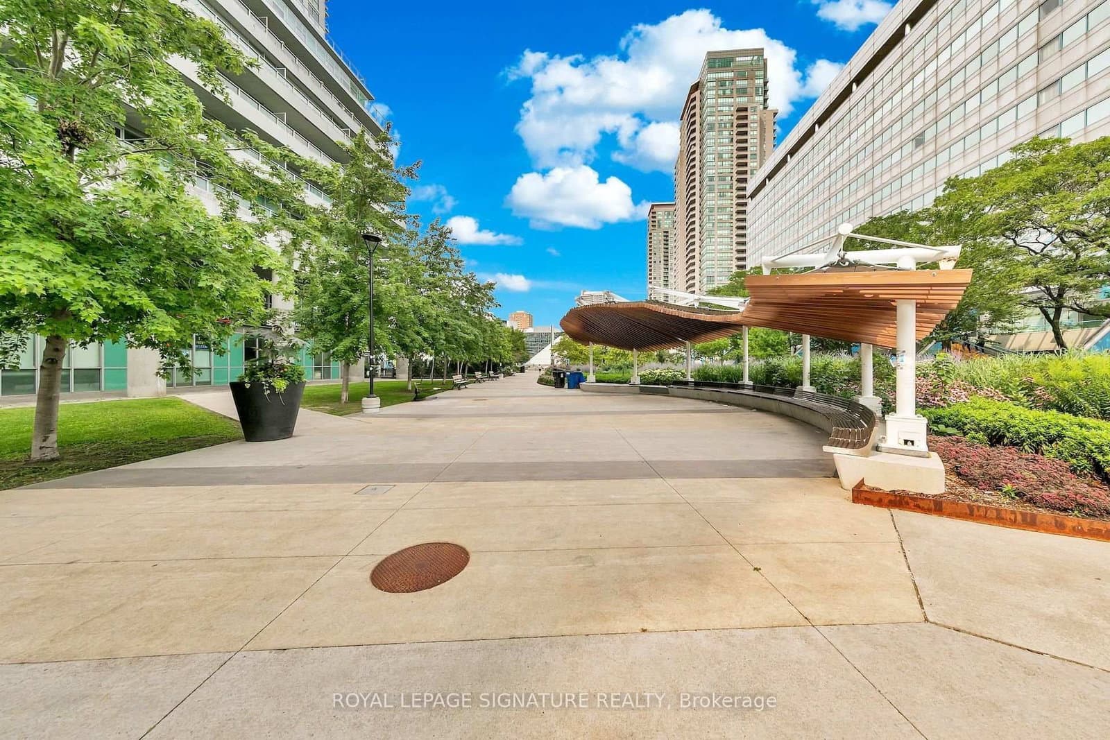 70 Town Centre Court, Unit 3005 thumbnail 6