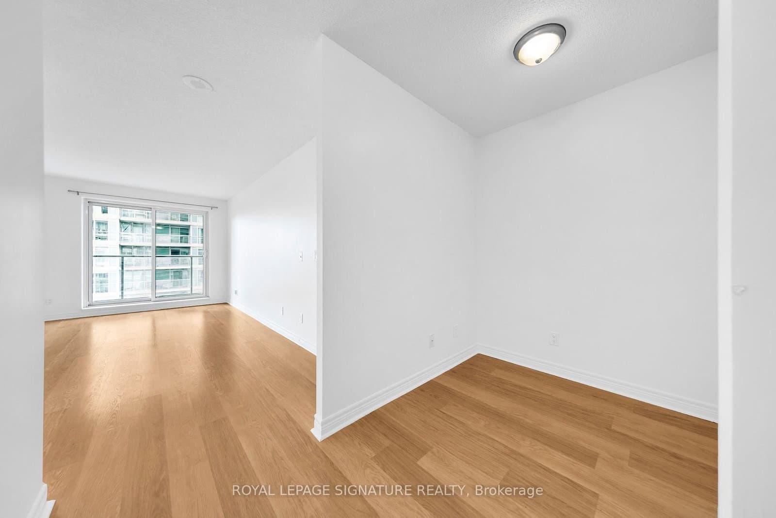 70 Town Centre Court, Unit 3005 thumbnail 9