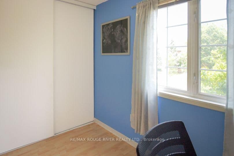 23 Hedge End Road thumbnail 22
