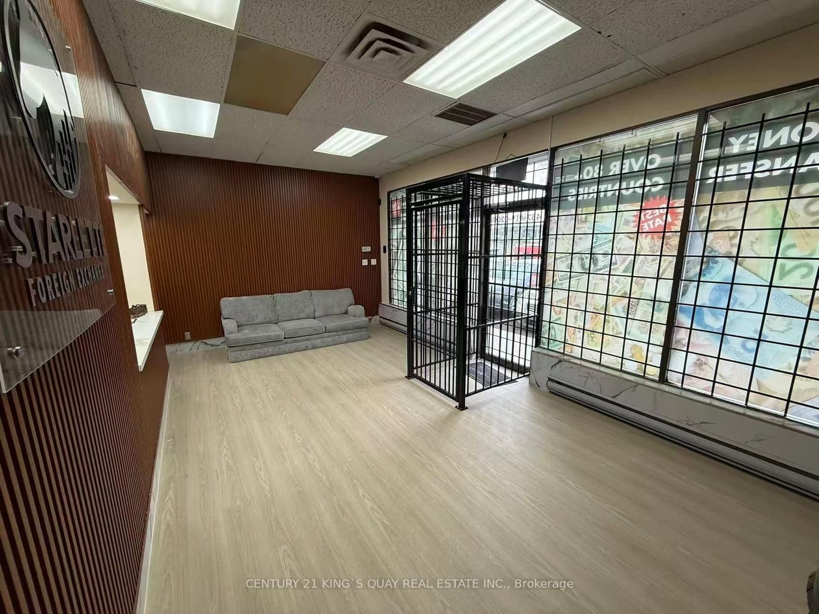 3463 Sheppard Avenue E thumbnail 2