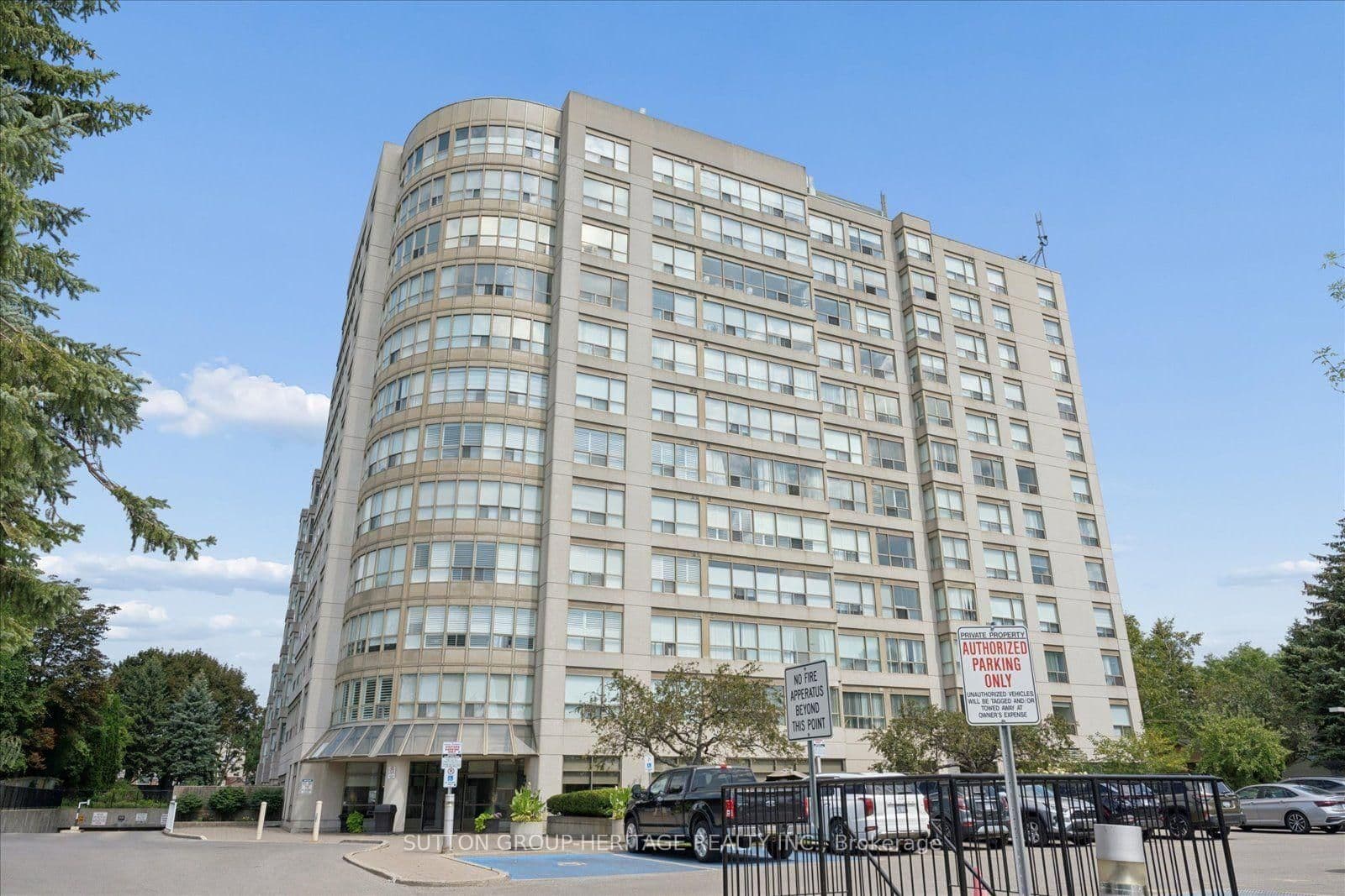 712 Rossland Road E, Unit 615 - Image 1