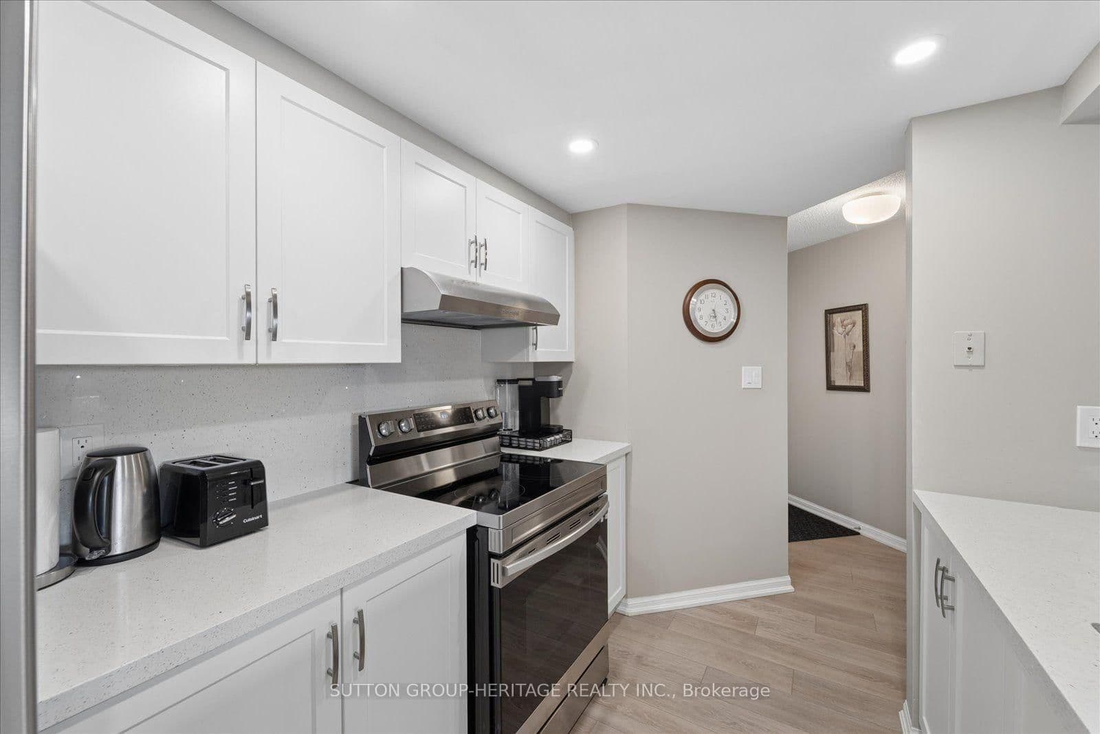 712 Rossland Road E, Unit 615 thumbnail 13