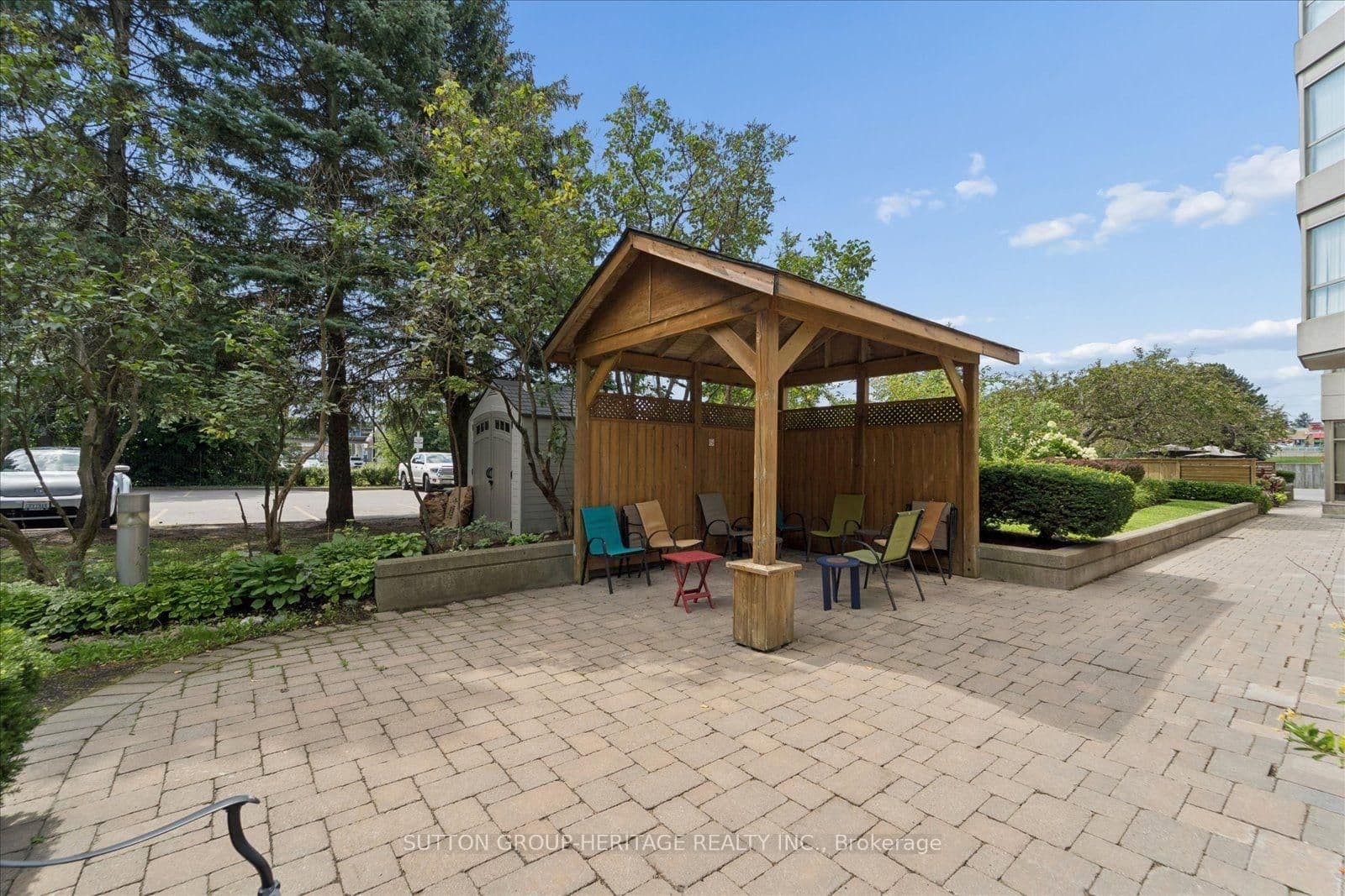 712 Rossland Road E, Unit 615 thumbnail 47