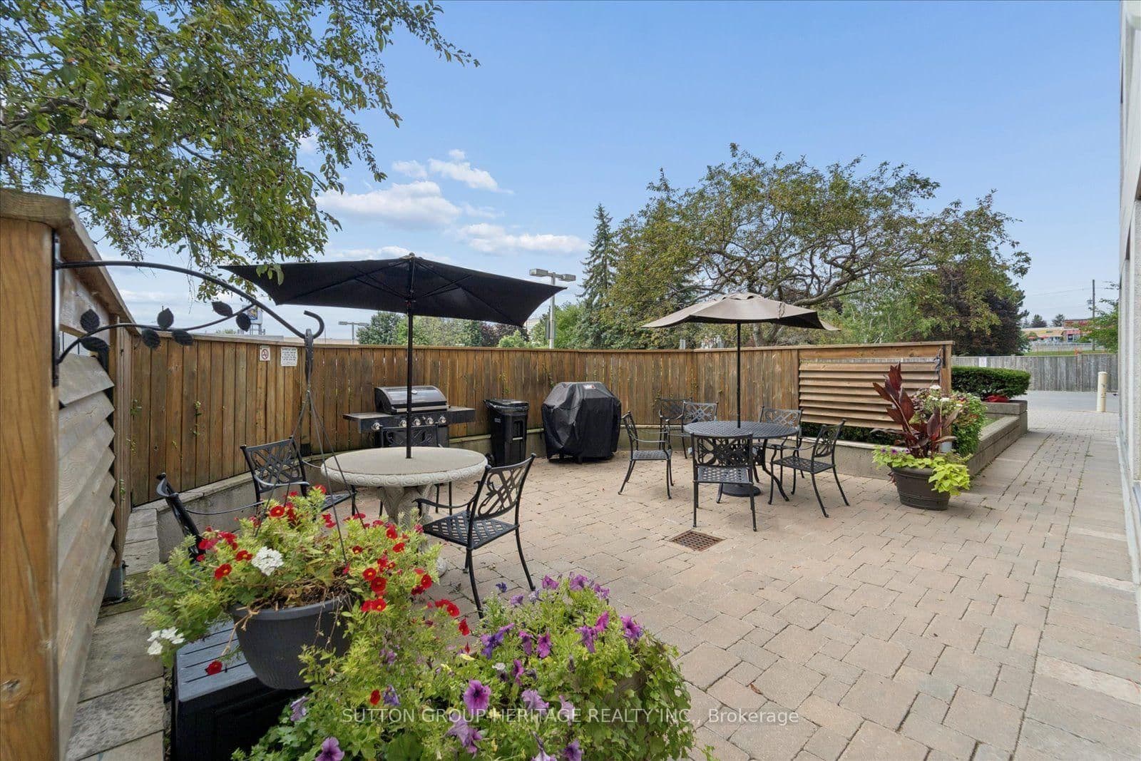 712 Rossland Road E, Unit 615 thumbnail 48