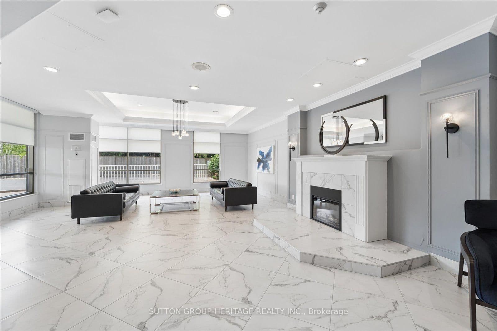712 Rossland Road E, Unit 615 thumbnail 5