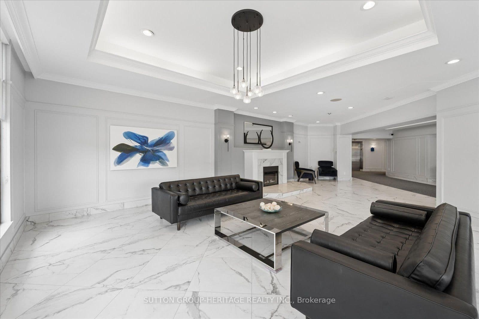 712 Rossland Road E, Unit 615 thumbnail 6