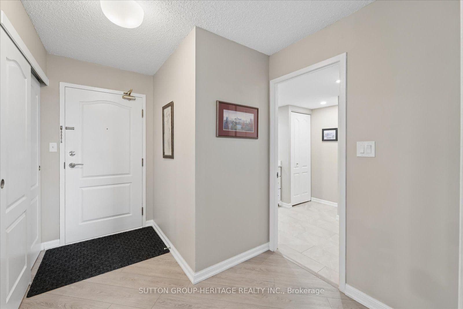 712 Rossland Road E, Unit 615 thumbnail 7