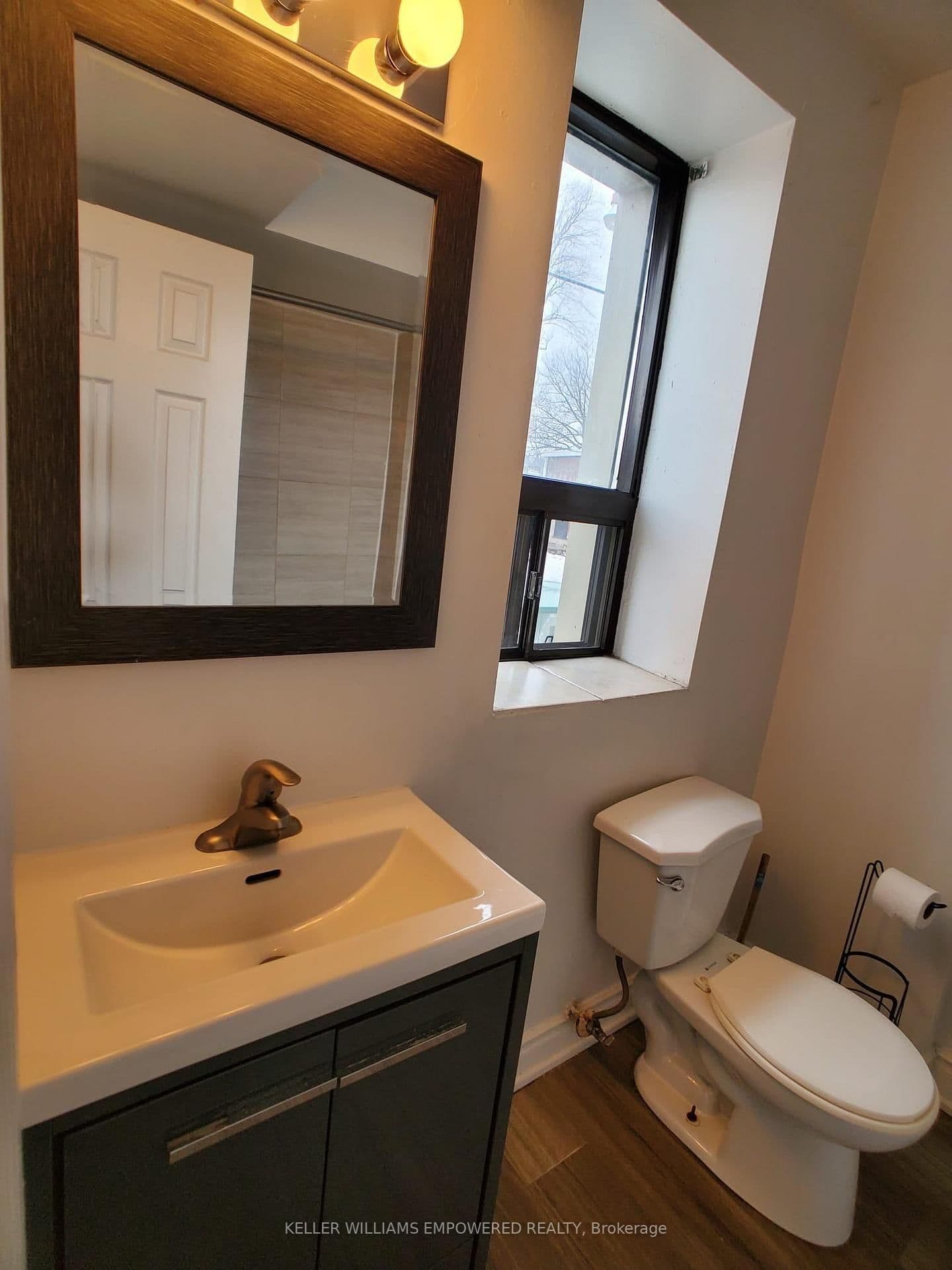 575 Pape Avenue, Unit C thumbnail 7