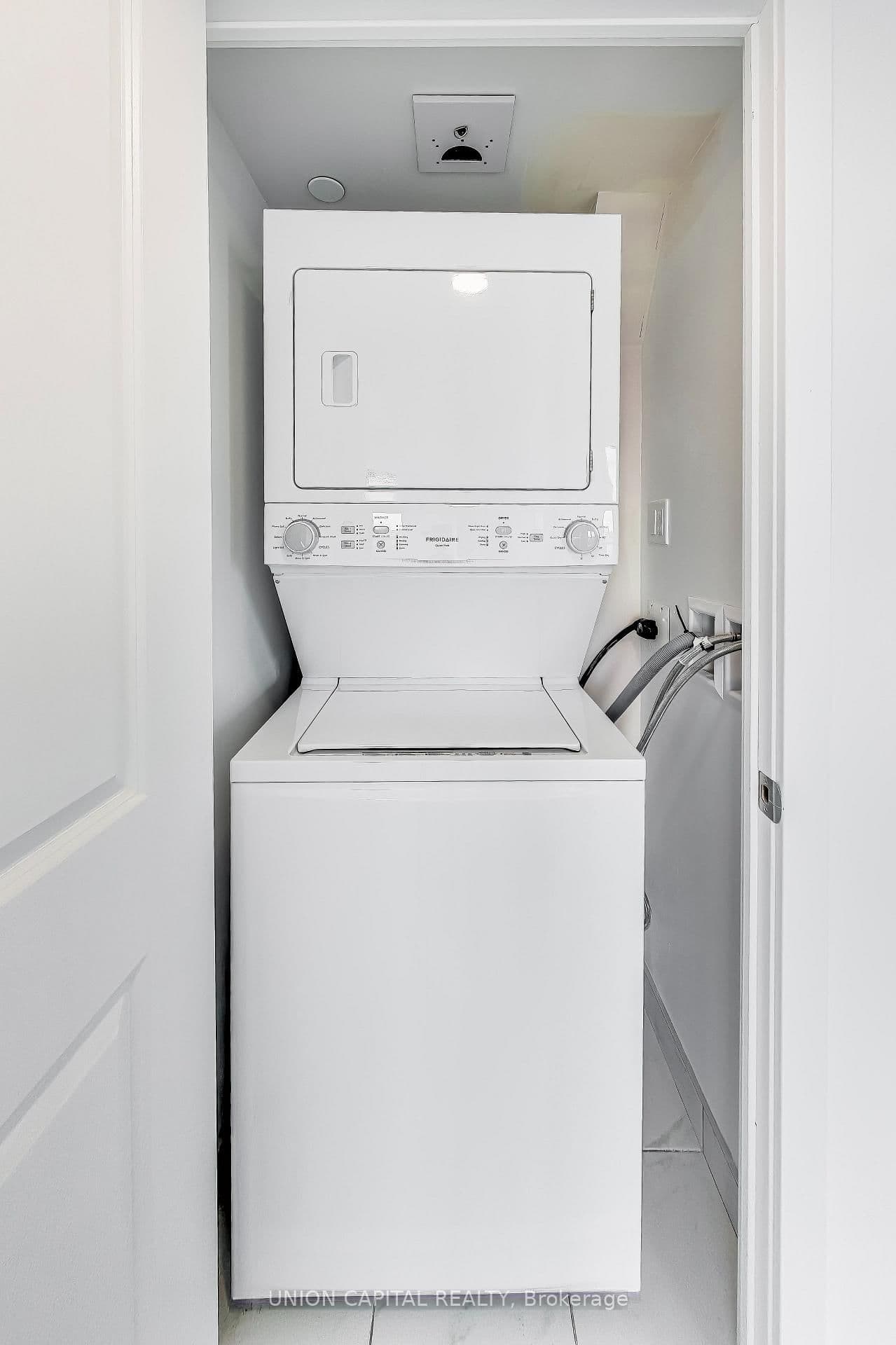 1435 Celebration Drive, Unit 415 thumbnail 32