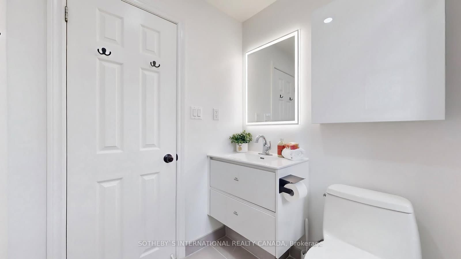 1271 Gerrard Street E thumbnail 19