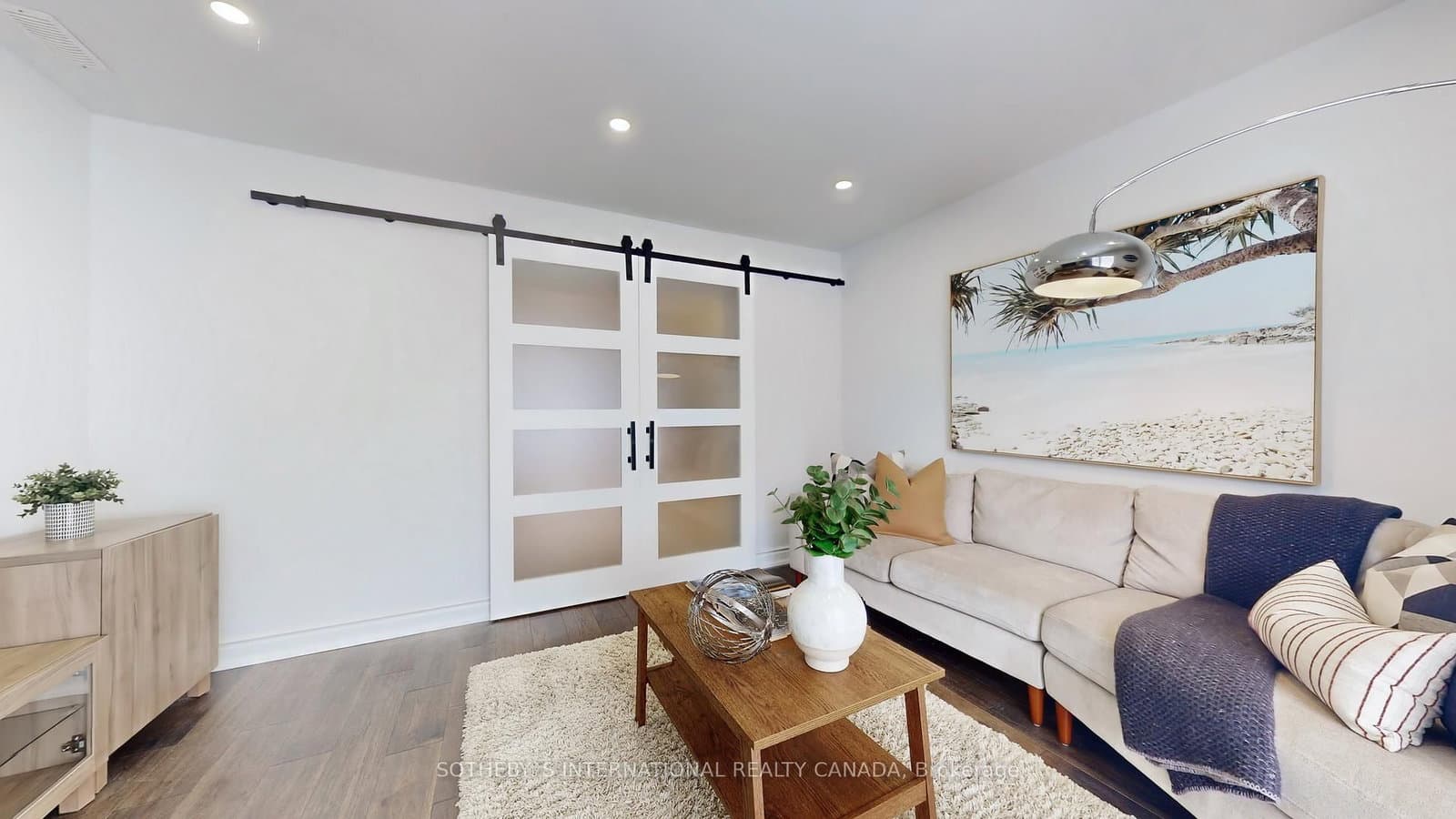 1271 Gerrard Street E thumbnail 7
