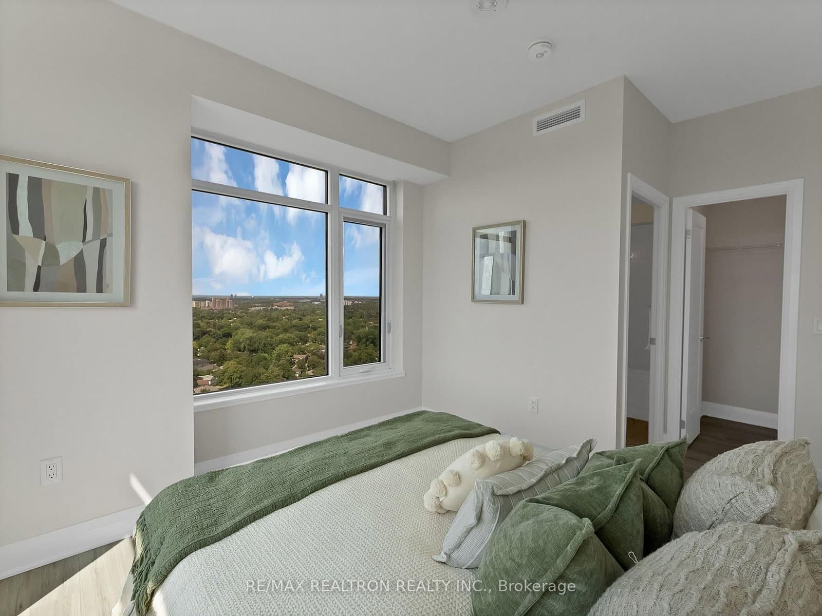 3220 Sheppard Avenue E, Unit 1702 thumbnail 17
