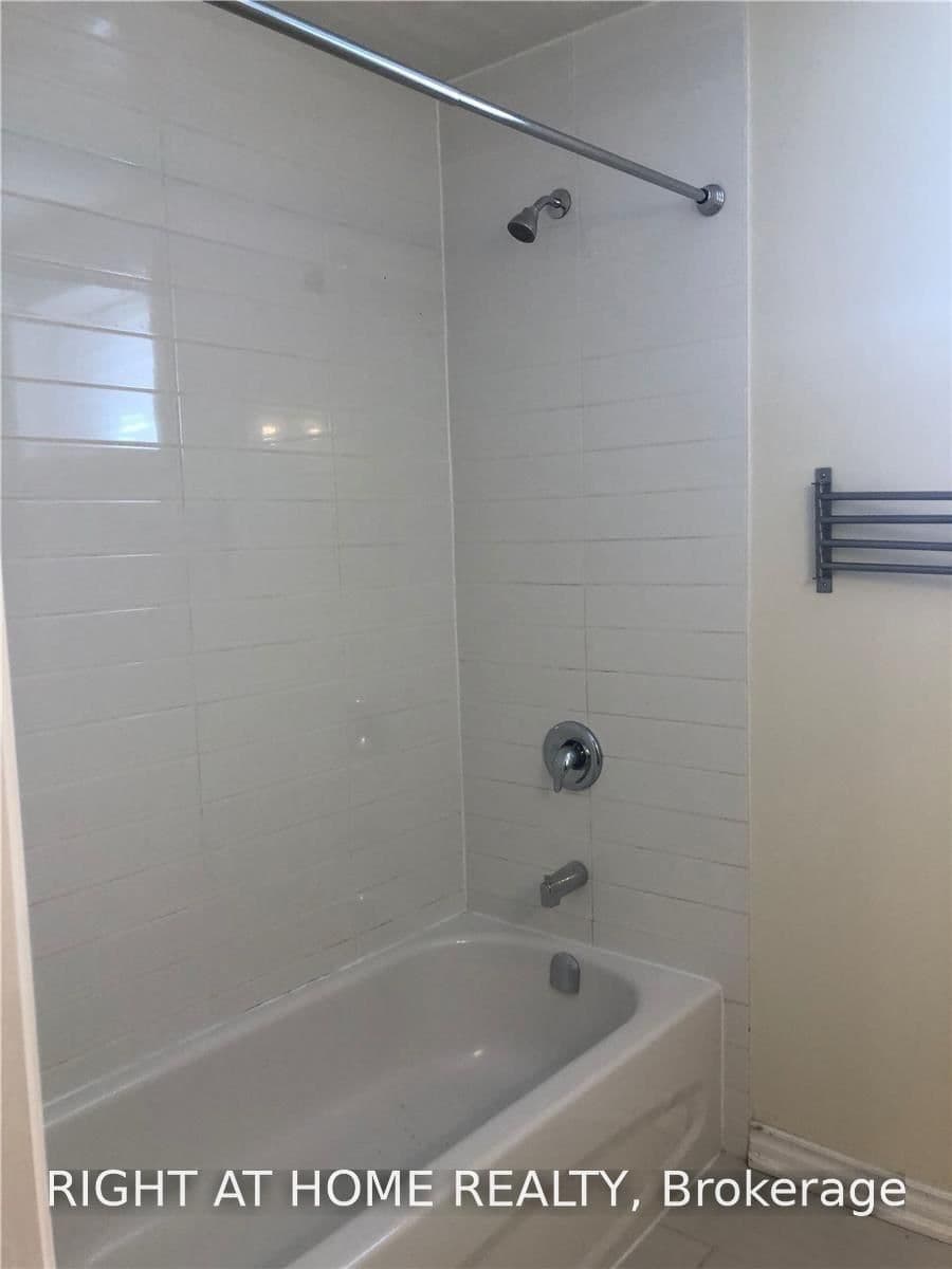 91 Stockell Crescent, Unit Lower thumbnail 11