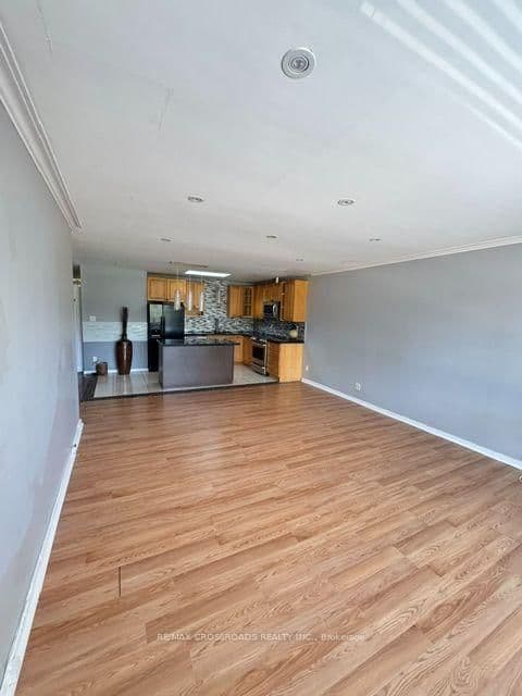 840 Danforth Road, Unit Upper thumbnail 5
