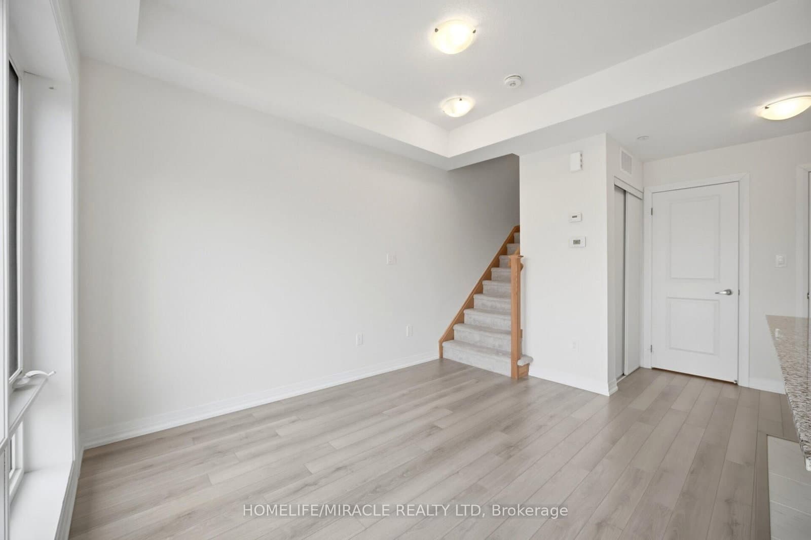 30 Liben Way, Unit 20 thumbnail 14