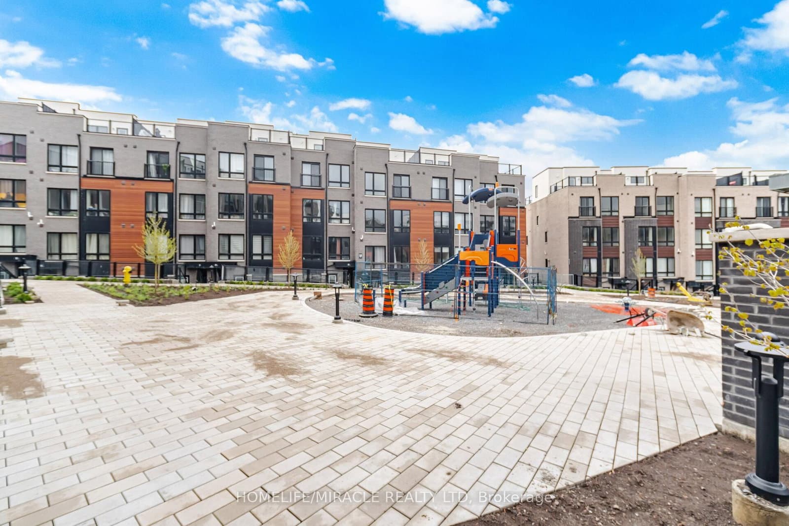 30 Liben Way, Unit 20 thumbnail 39