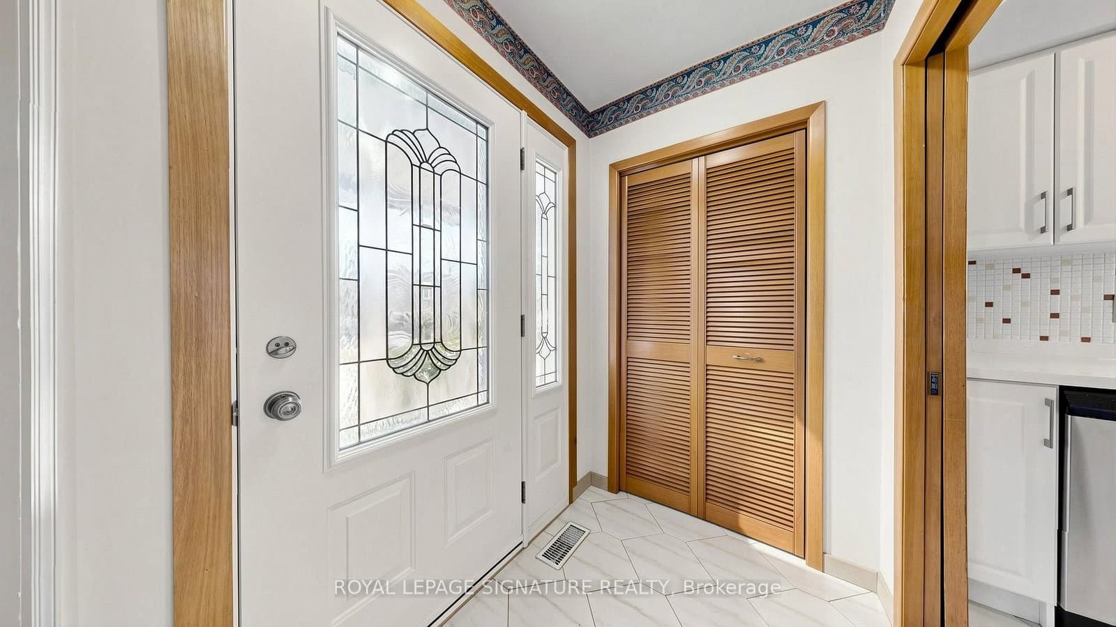 146 Maybourne Avenue thumbnail 4