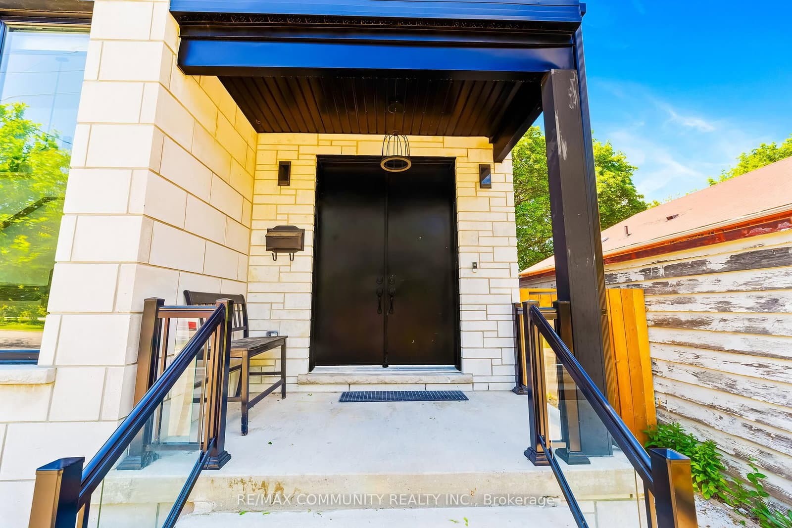 856 Kennedy Road thumbnail 5