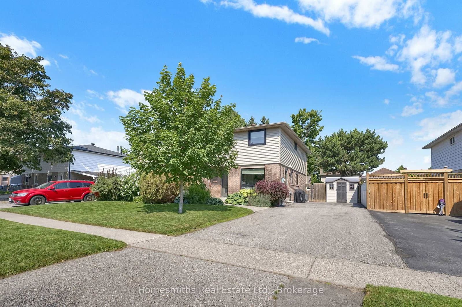 44 Loscombe Drive thumbnail 48