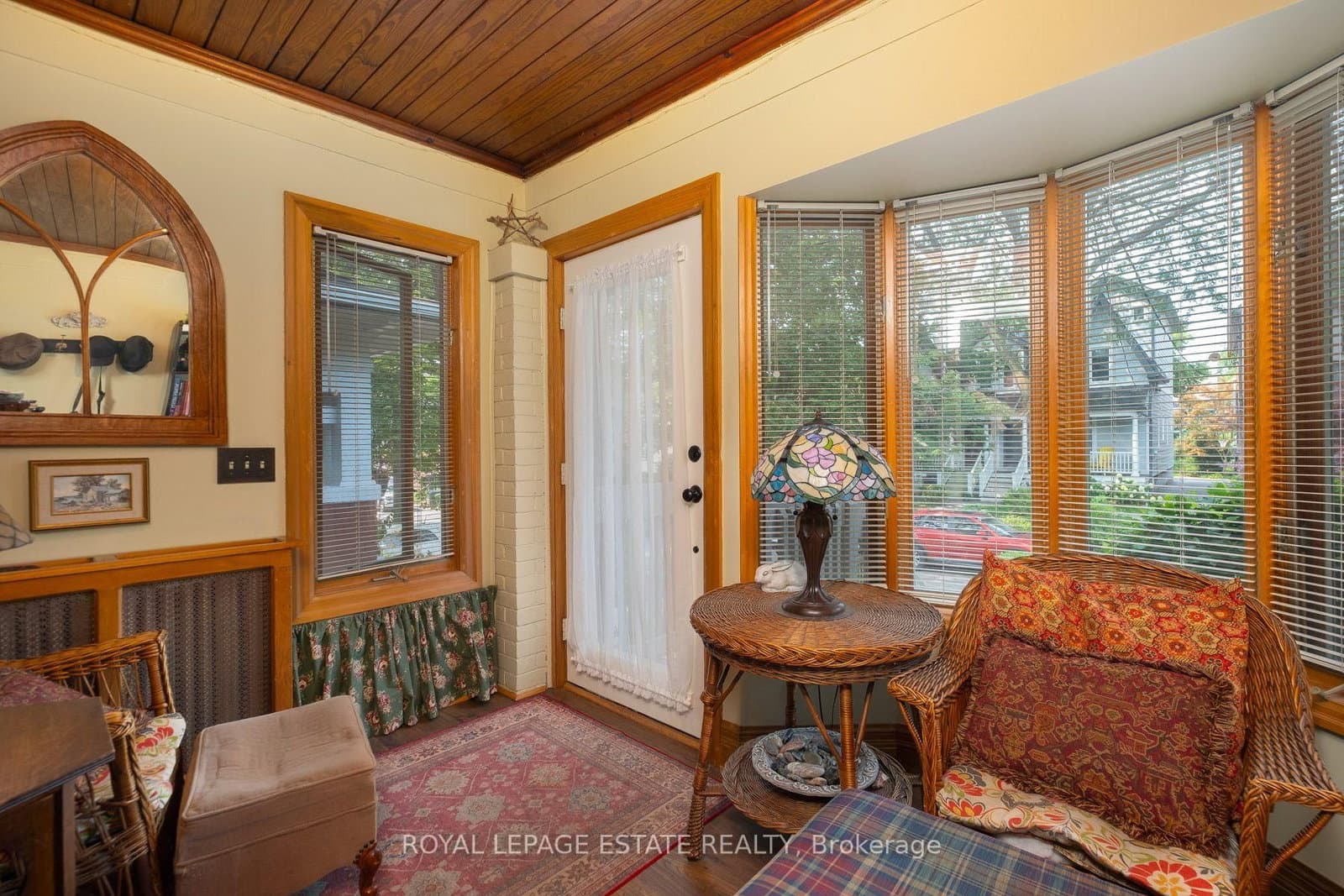 57 Herbert Avenue thumbnail 4