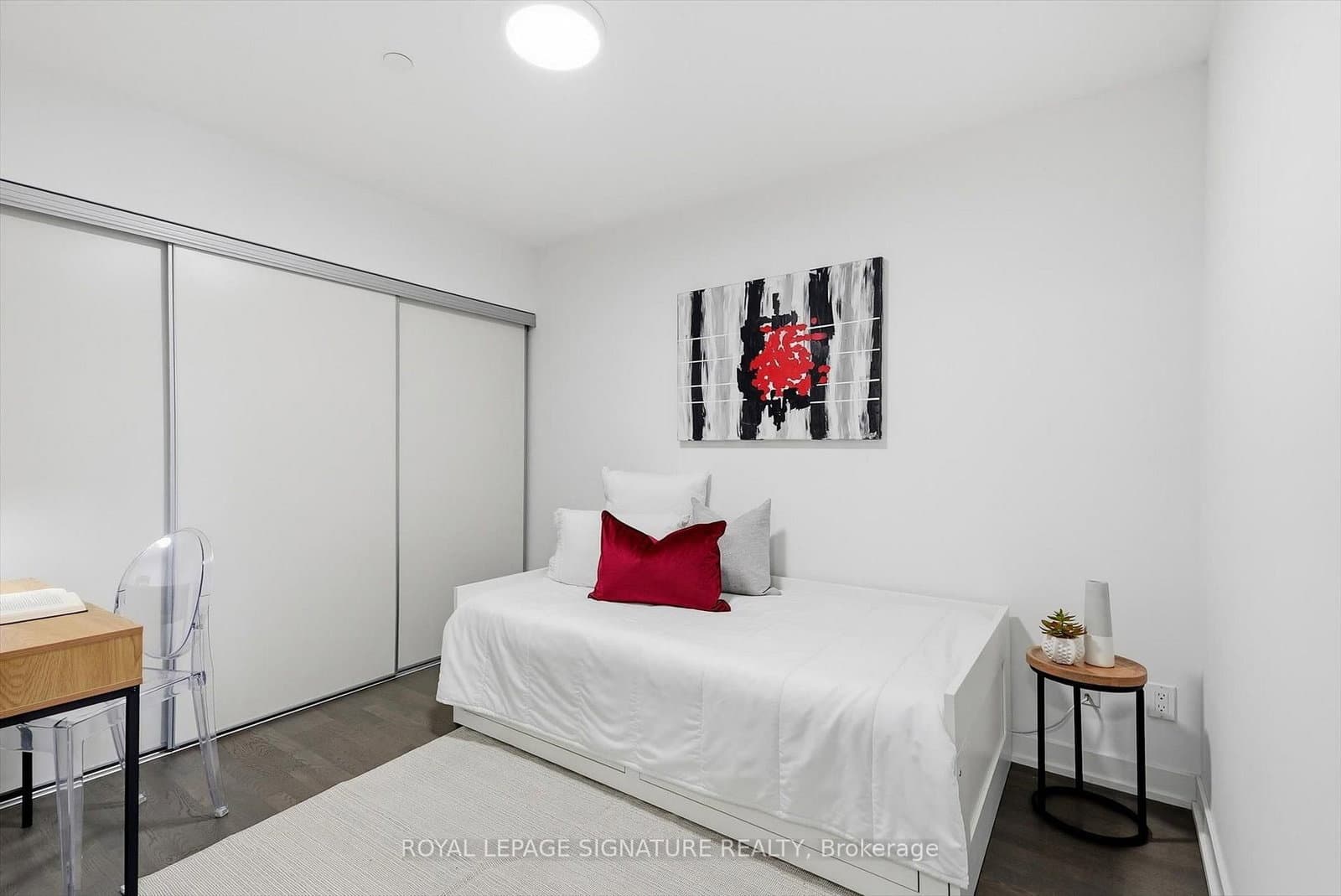 1238 Dundas Street E, Unit 711 thumbnail 15