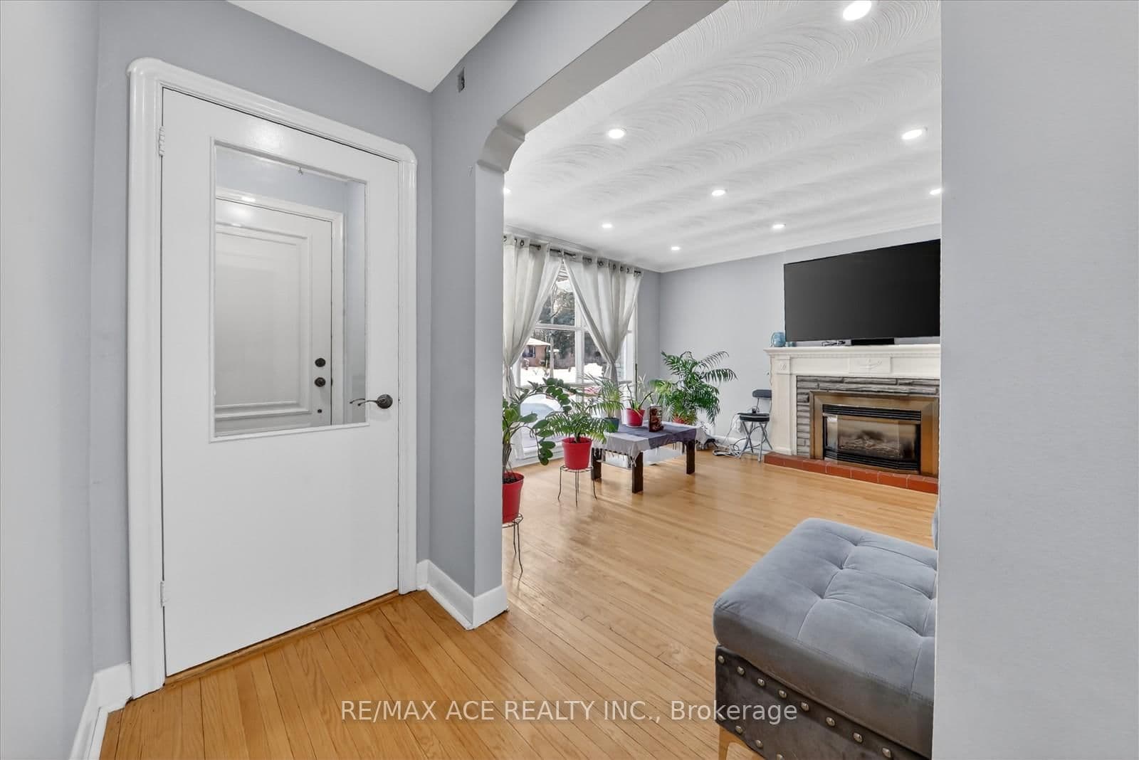 40 Brinloor Boulevard, Unit Main thumbnail 6