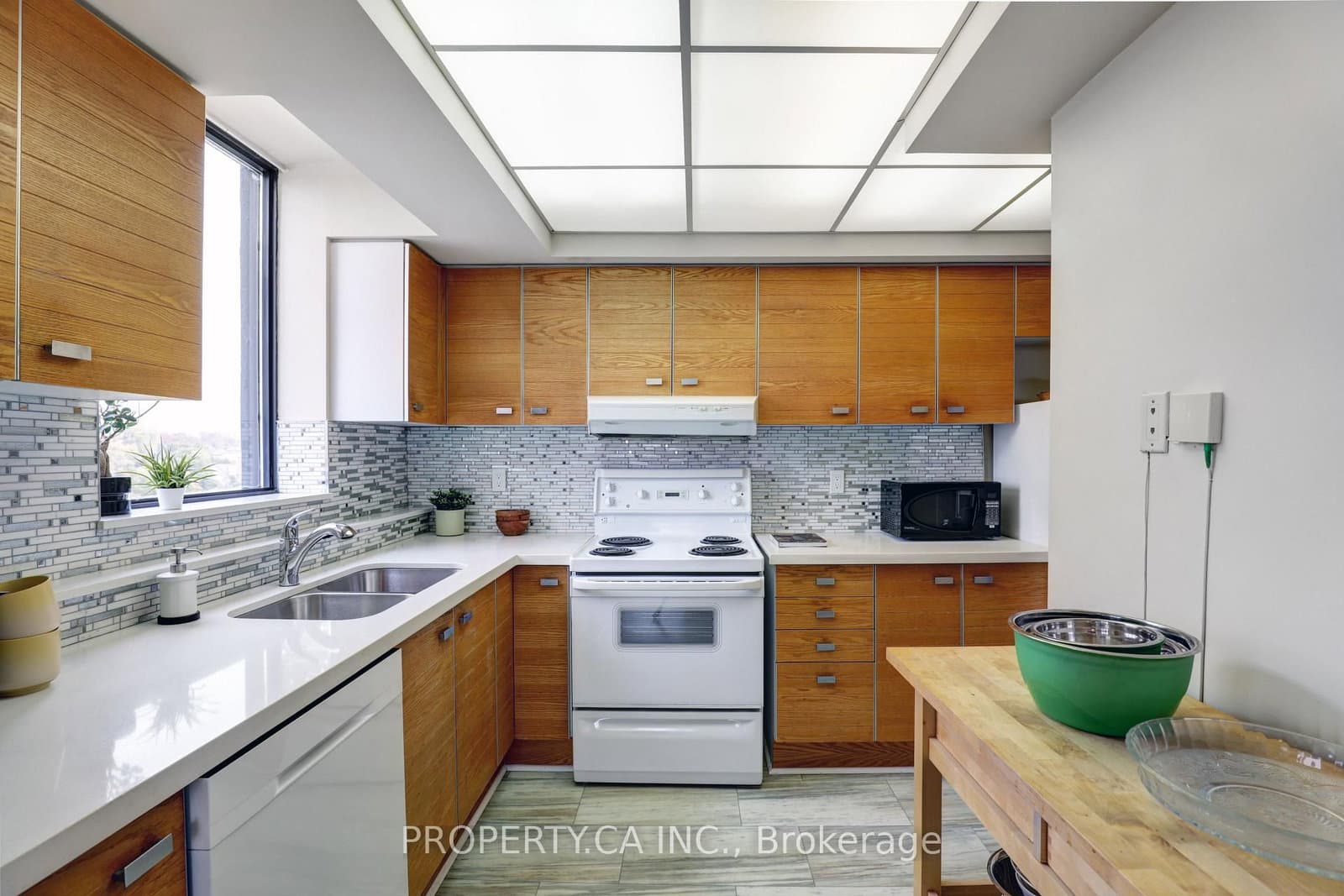 757 Victoria Park Avenue, Unit 603 thumbnail 9