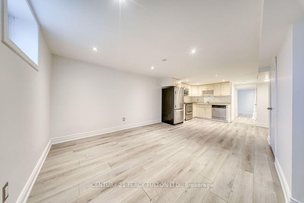 36 Merryfield Drive, Unit Bsmt thumbnail 16