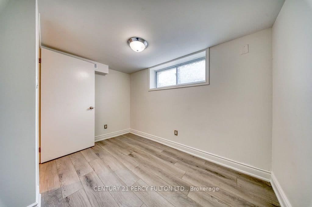 36 Merryfield Drive, Unit Bsmt thumbnail 24