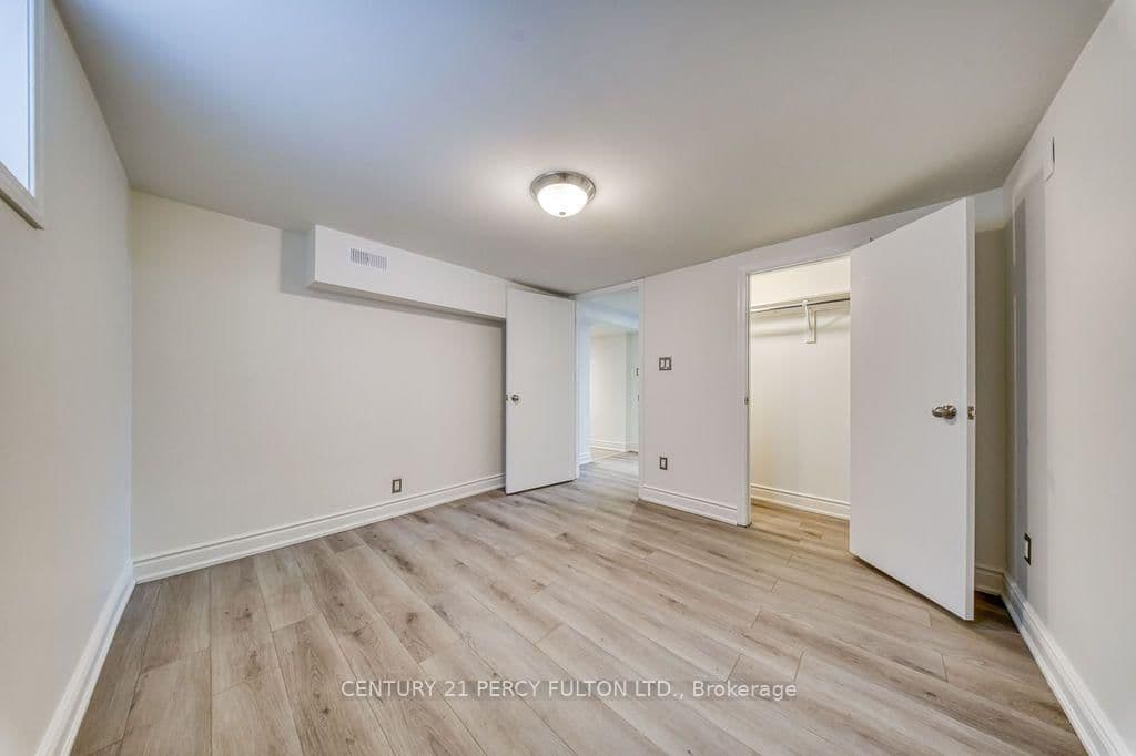 36 Merryfield Drive, Unit Bsmt thumbnail 27