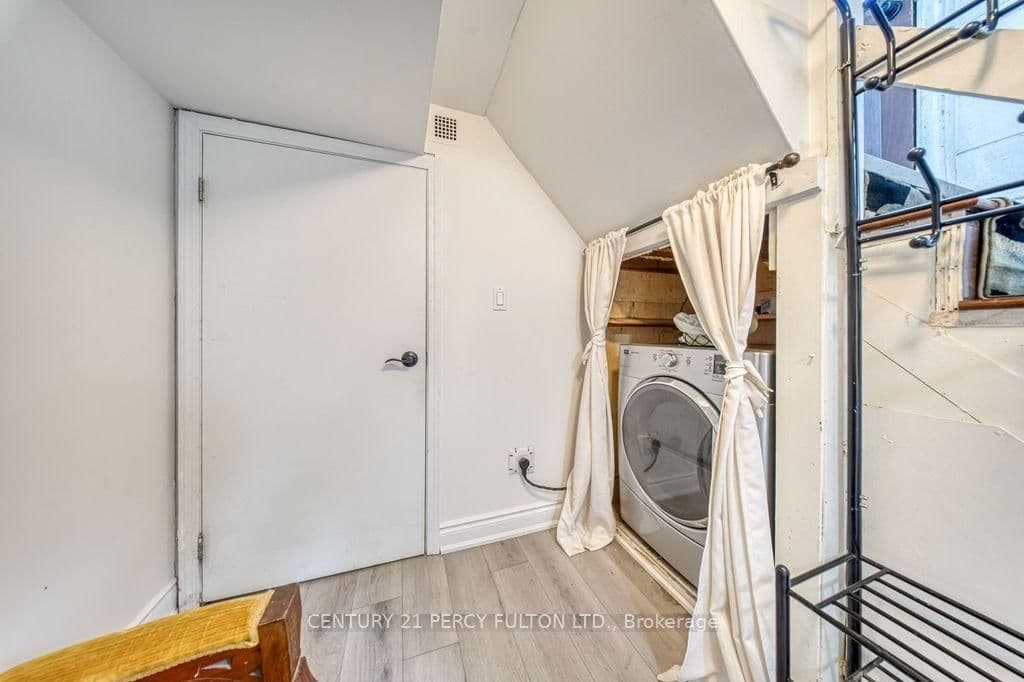 36 Merryfield Drive, Unit Bsmt thumbnail 8