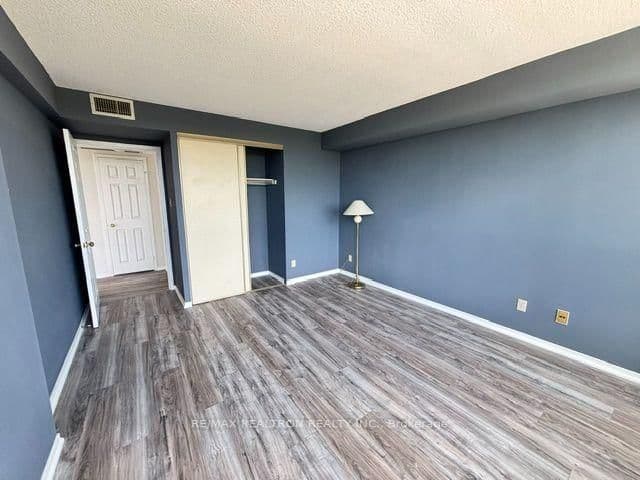 4725 Sheppard Avenue, Unit 704 thumbnail 20