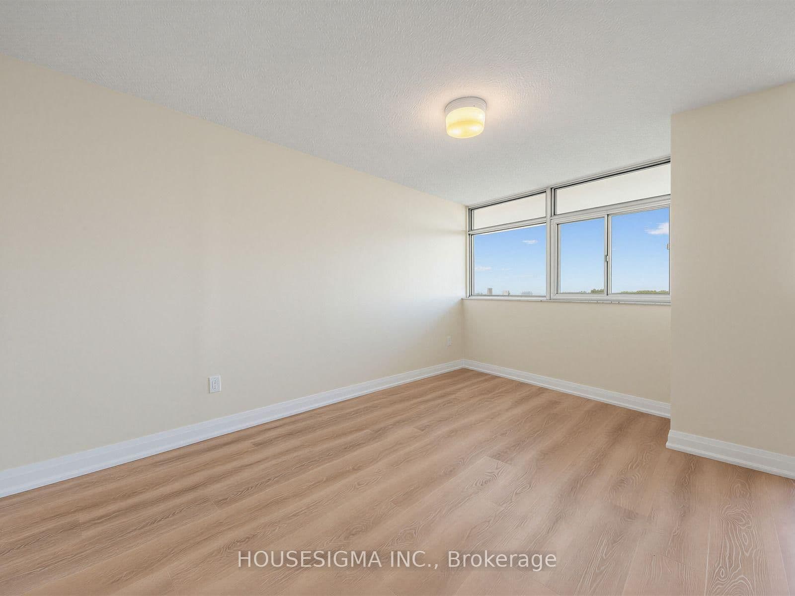 3151 Bridletowne Circle, Unit 2307 thumbnail 13
