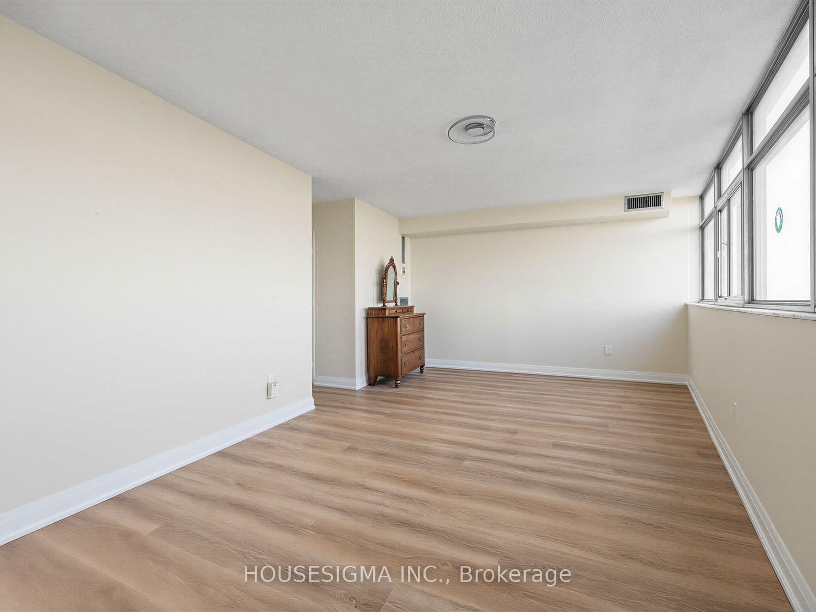 3151 Bridletowne Circle, Unit 2307 thumbnail 27