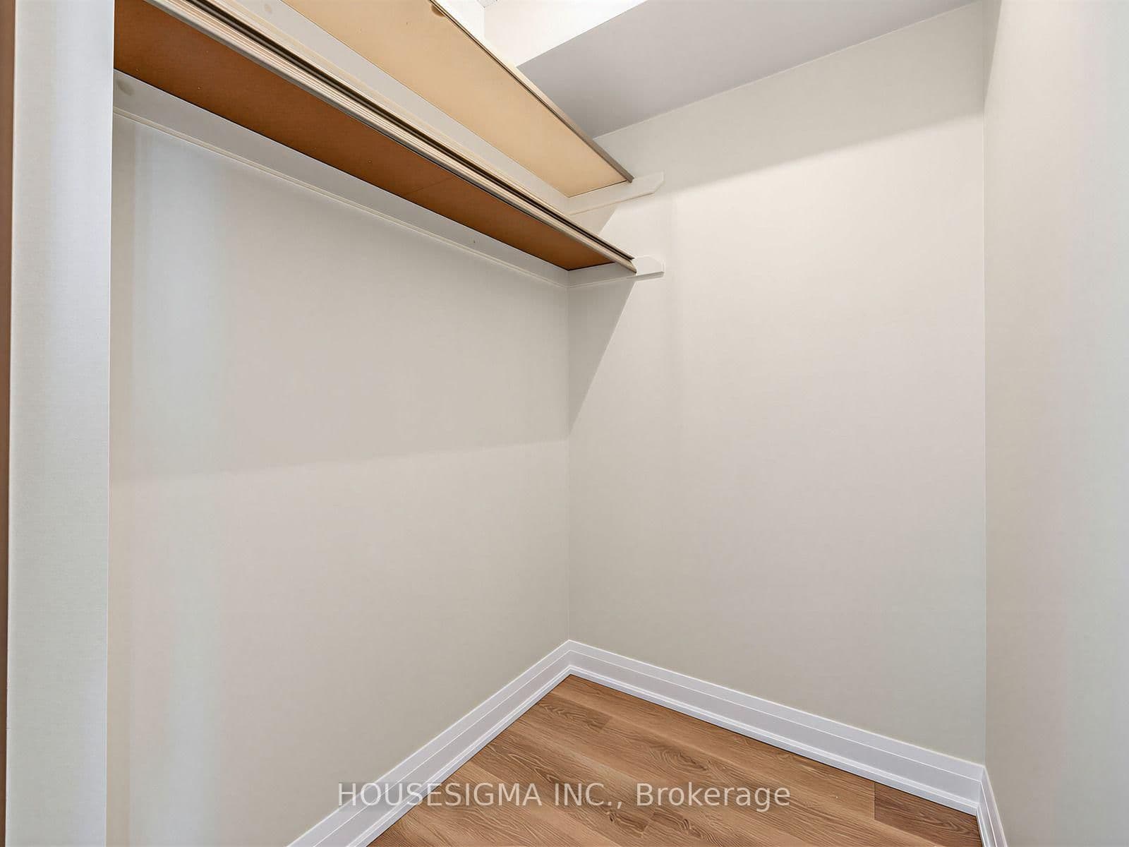 3151 Bridletowne Circle, Unit 2307 thumbnail 32
