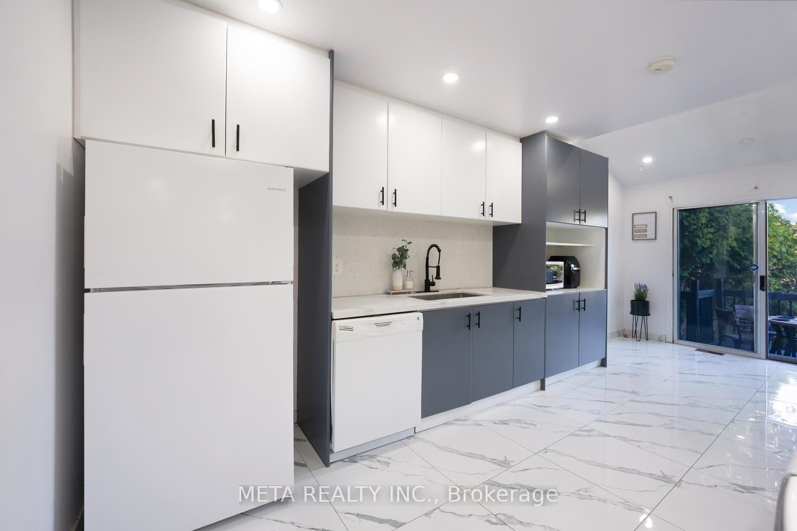 33 Heaver Drive thumbnail 14