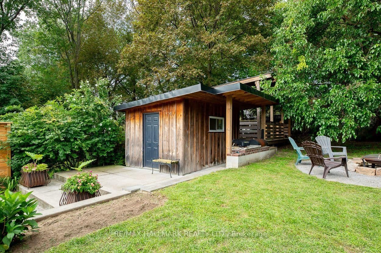 110 Lakeside Avenue thumbnail 28