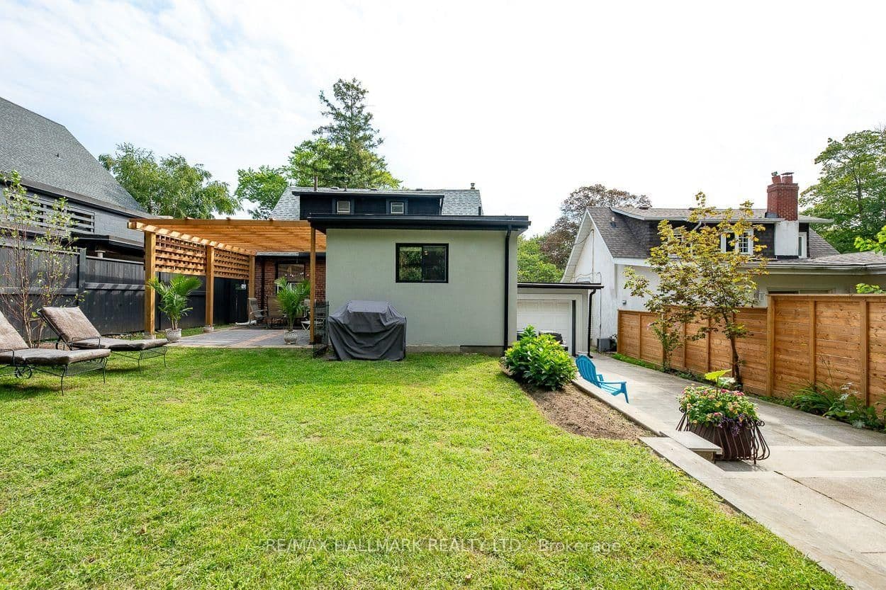110 Lakeside Avenue thumbnail 34