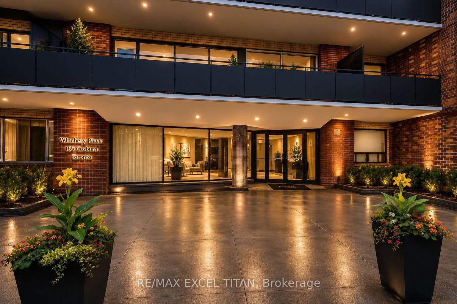 165 Cosburn Avenue, Unit 307 thumbnail 2