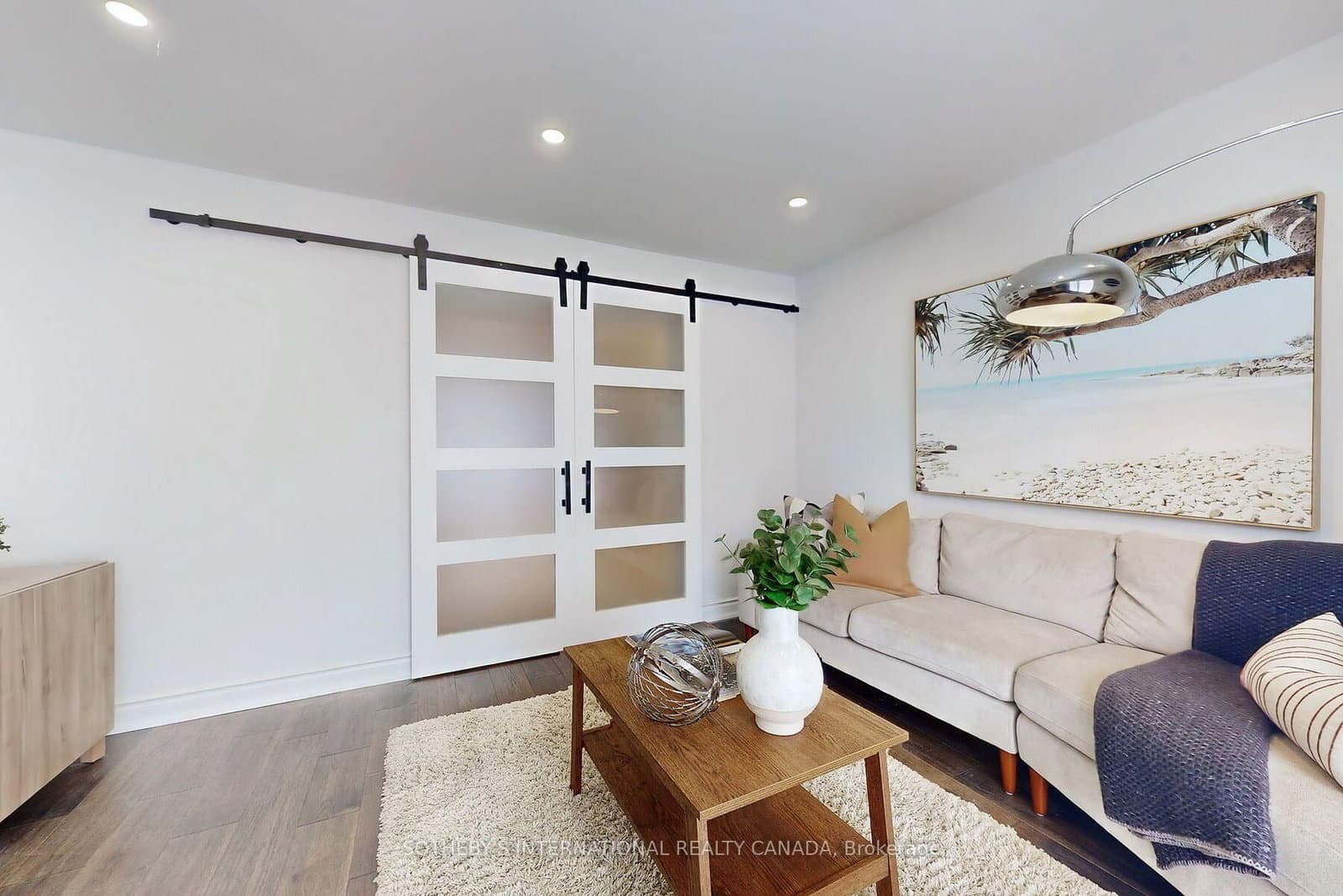 1271 Gerrard Street E thumbnail 13