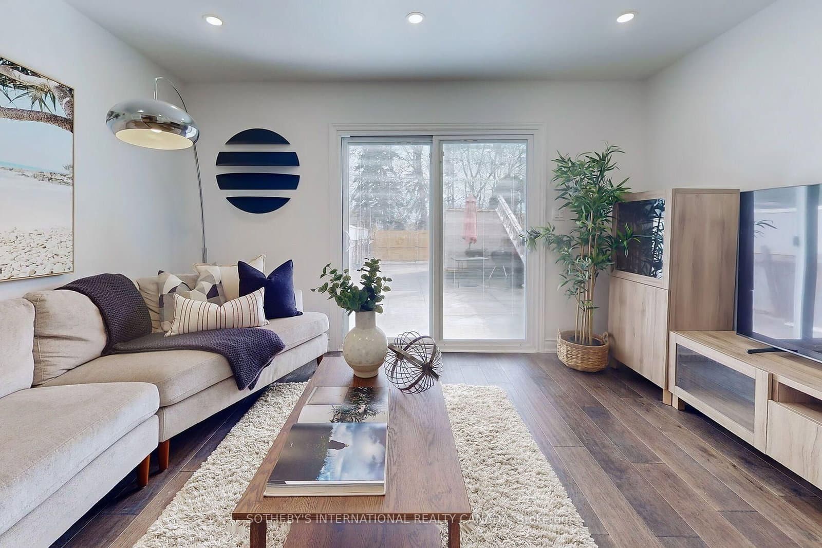 1271 Gerrard Street E thumbnail 15